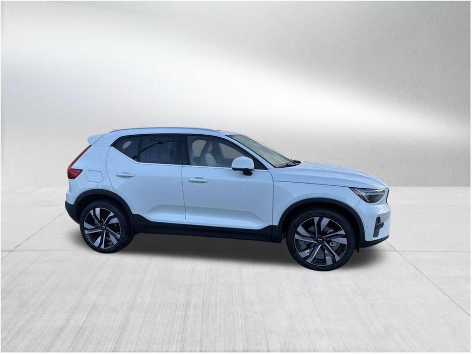 new 2025 Volvo XC40 car, priced at $48,290