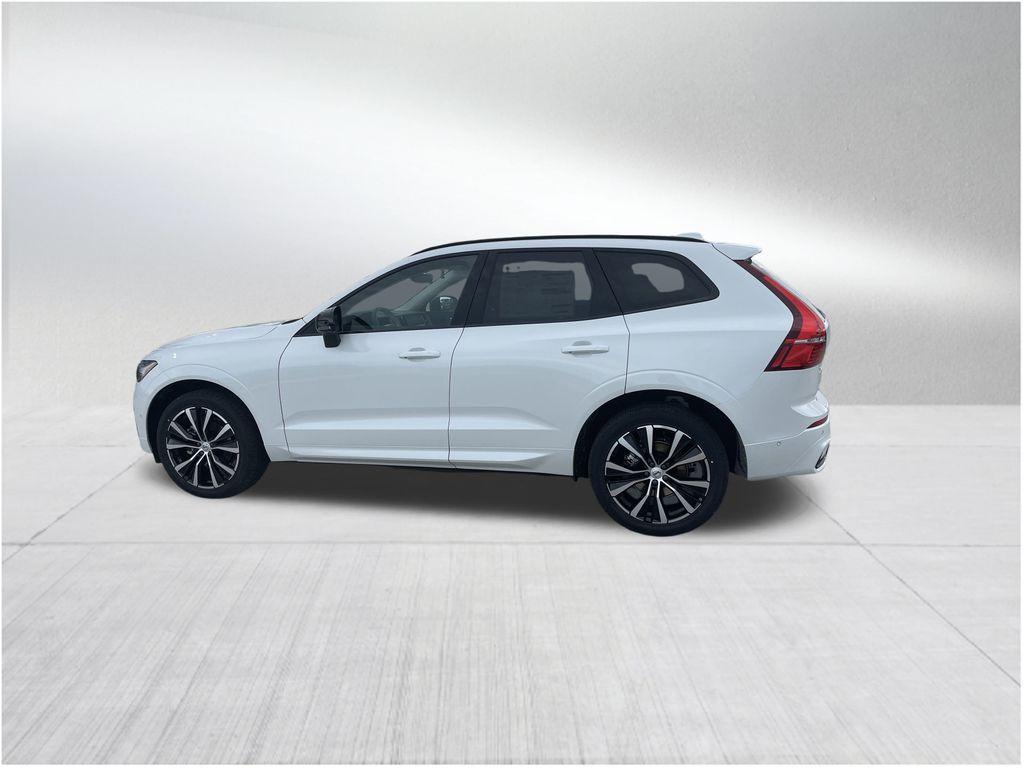 new 2025 Volvo XC60 car, priced at $53,335