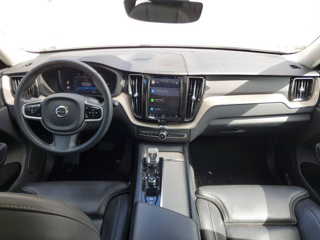 used 2022 Volvo XC60 car, priced at $33,490