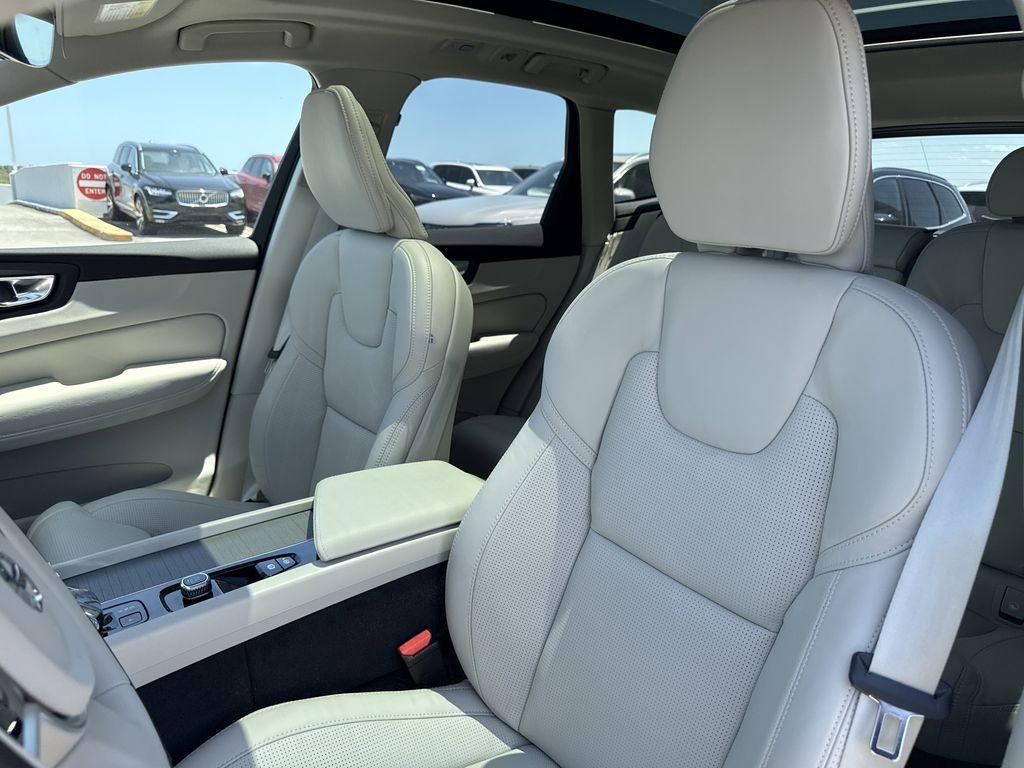 new 2025 Volvo XC60 Plug-In Hybrid car, priced at $69,735