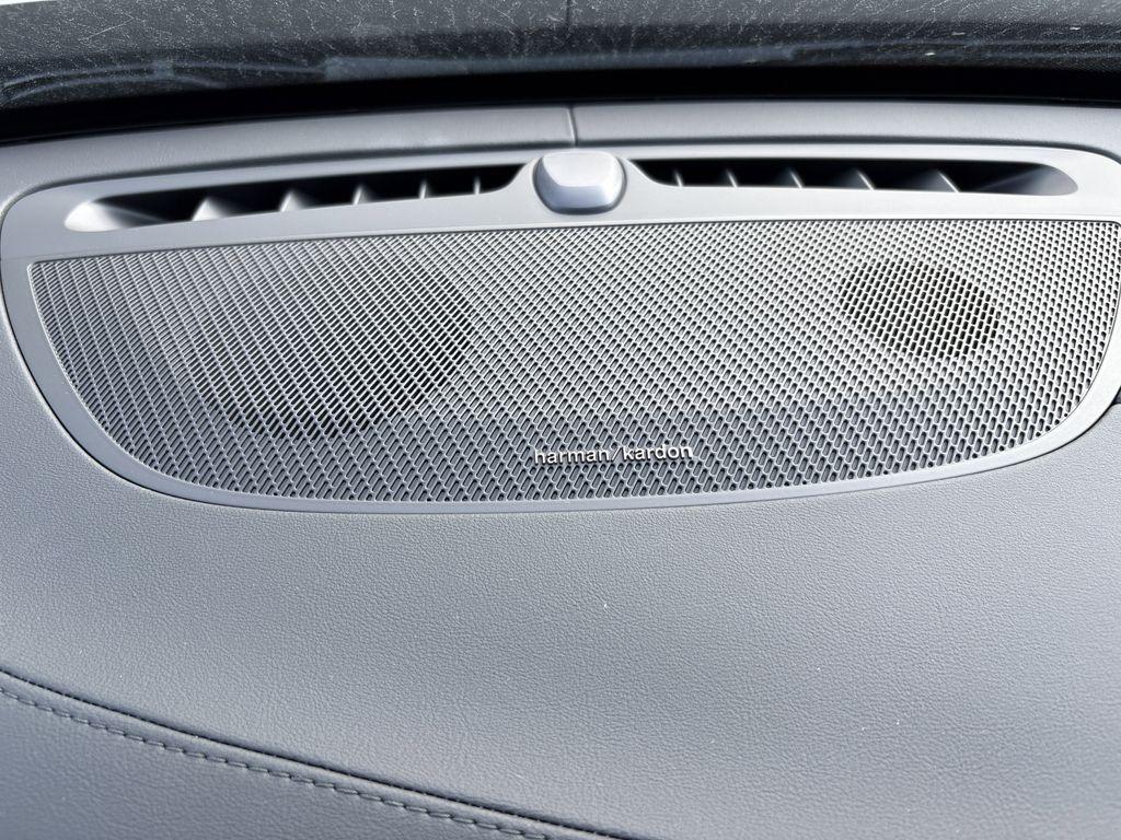 new 2026 Volvo XC90 Plug-In Hybrid car, priced at $78,375