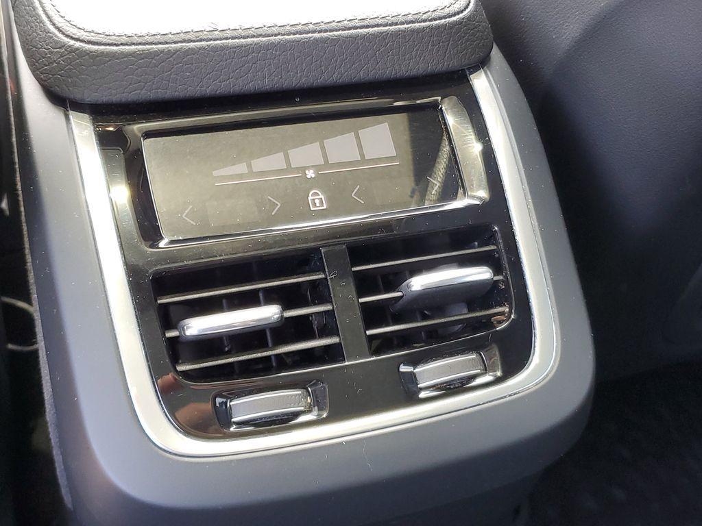 used 2019 Volvo XC90 car, priced at $18,990