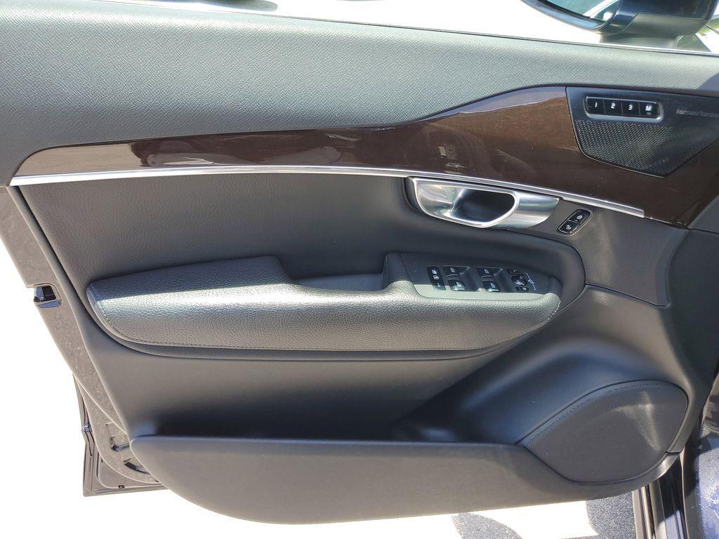 used 2019 Volvo XC90 car, priced at $18,990