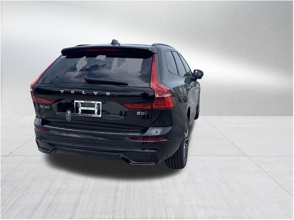 new 2025 Volvo XC60 car, priced at $52,585