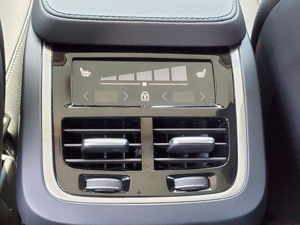 used 2024 Volvo XC90 car, priced at $43,990