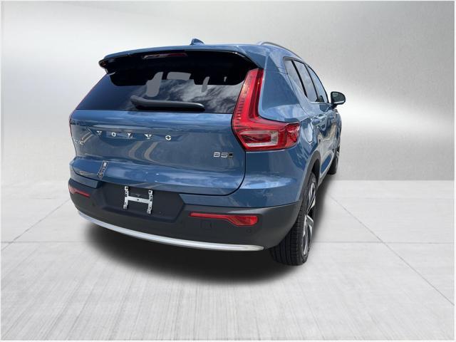 new 2024 Volvo XC40 car, priced at $41,055