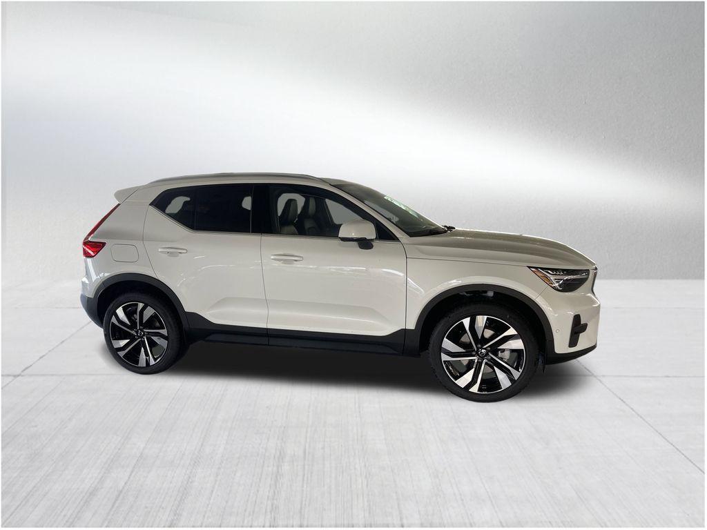 new 2025 Volvo XC40 car, priced at $48,540