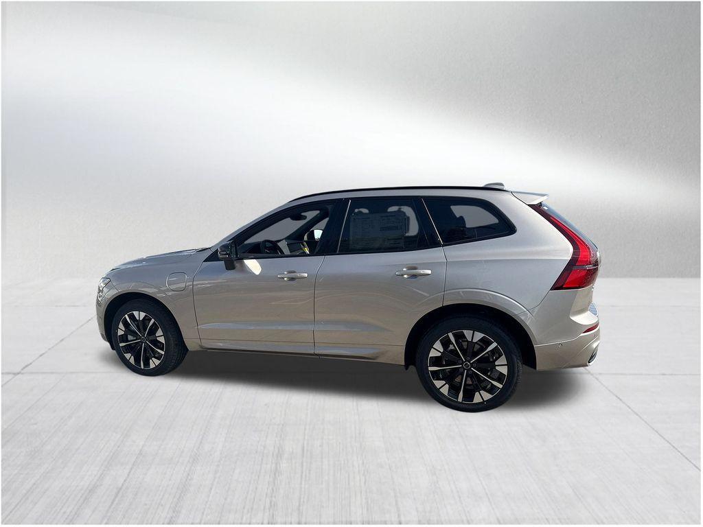 new 2026 Volvo XC60 Plug-In Hybrid car, priced at $66,285