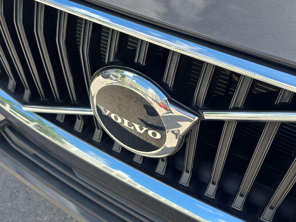used 2023 Volvo XC60 car, priced at $24,990