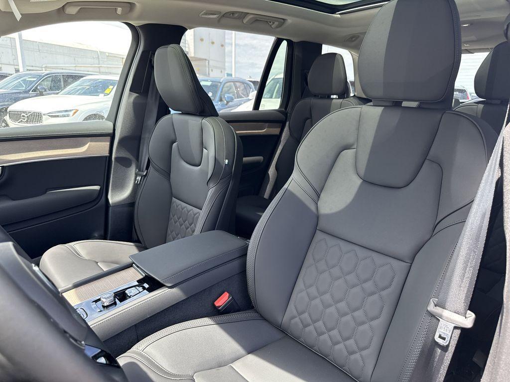 new 2025 Volvo XC90 car, priced at $67,655