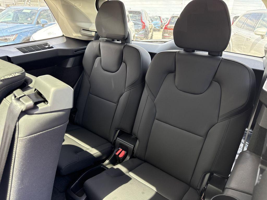 new 2025 Volvo XC90 car, priced at $67,655