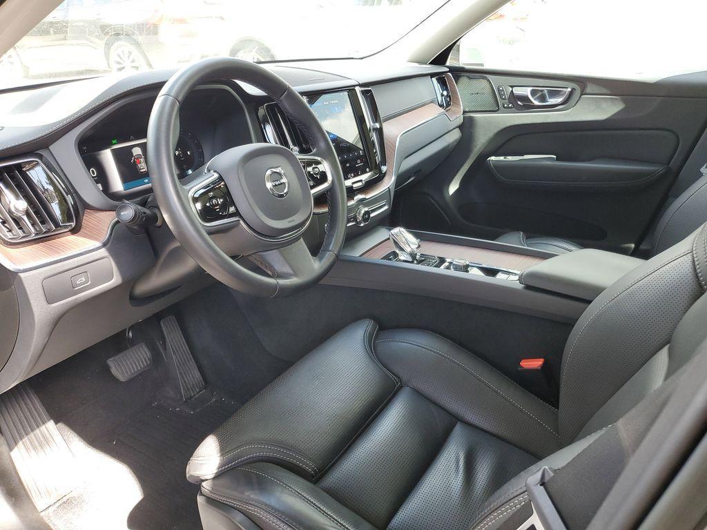 used 2023 Volvo XC60 car, priced at $38,490