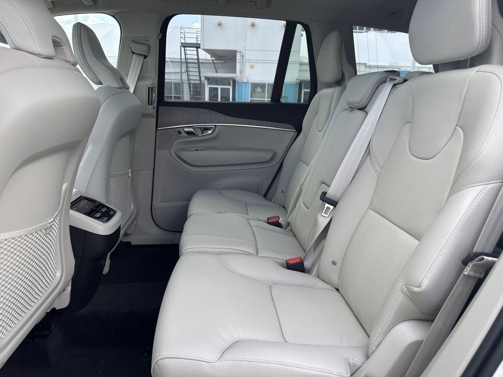 new 2025 Volvo XC90 car, priced at $67,265