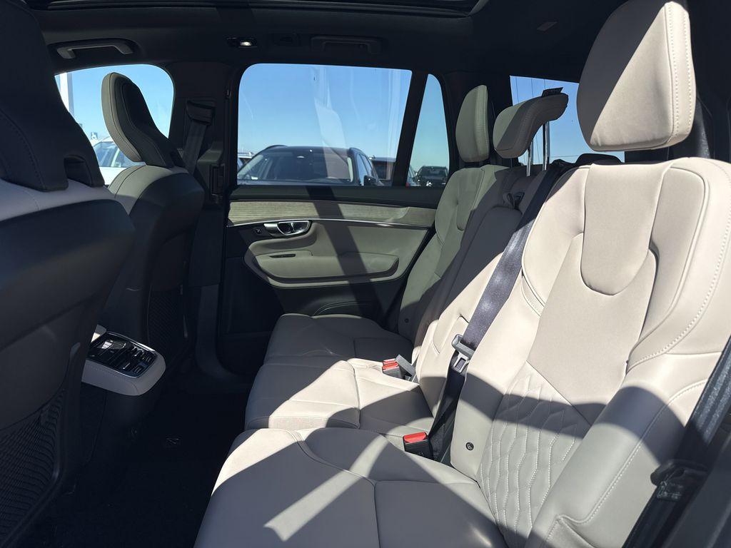 new 2025 Volvo XC90 car, priced at $65,555