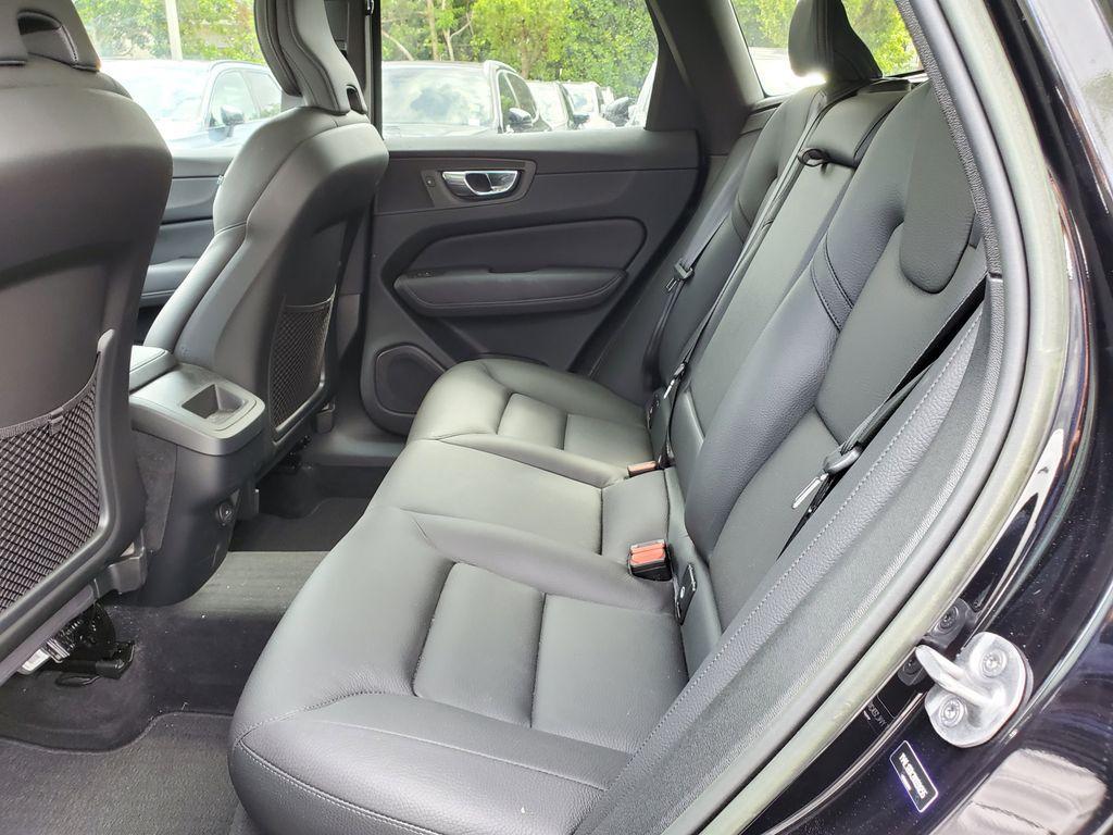 used 2022 Volvo XC60 car, priced at $31,490