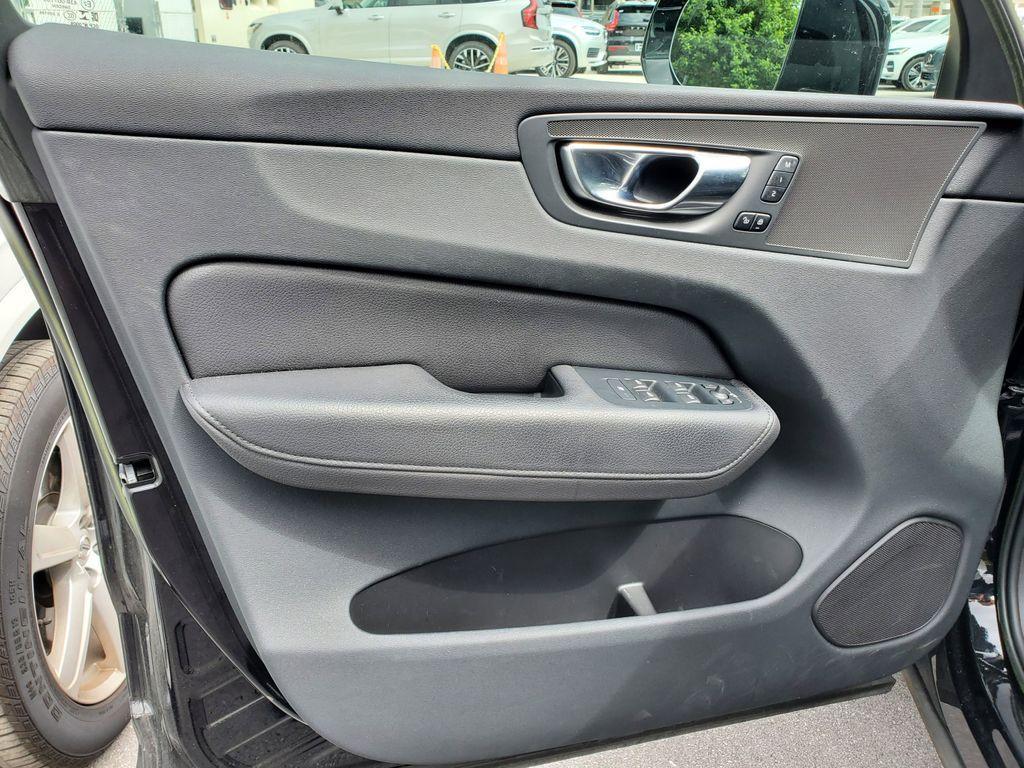 used 2022 Volvo XC60 car, priced at $31,490