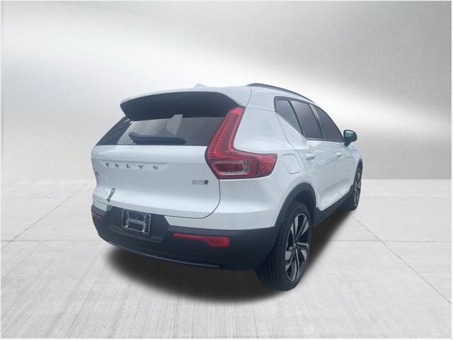 new 2024 Volvo XC40 car, priced at $39,795