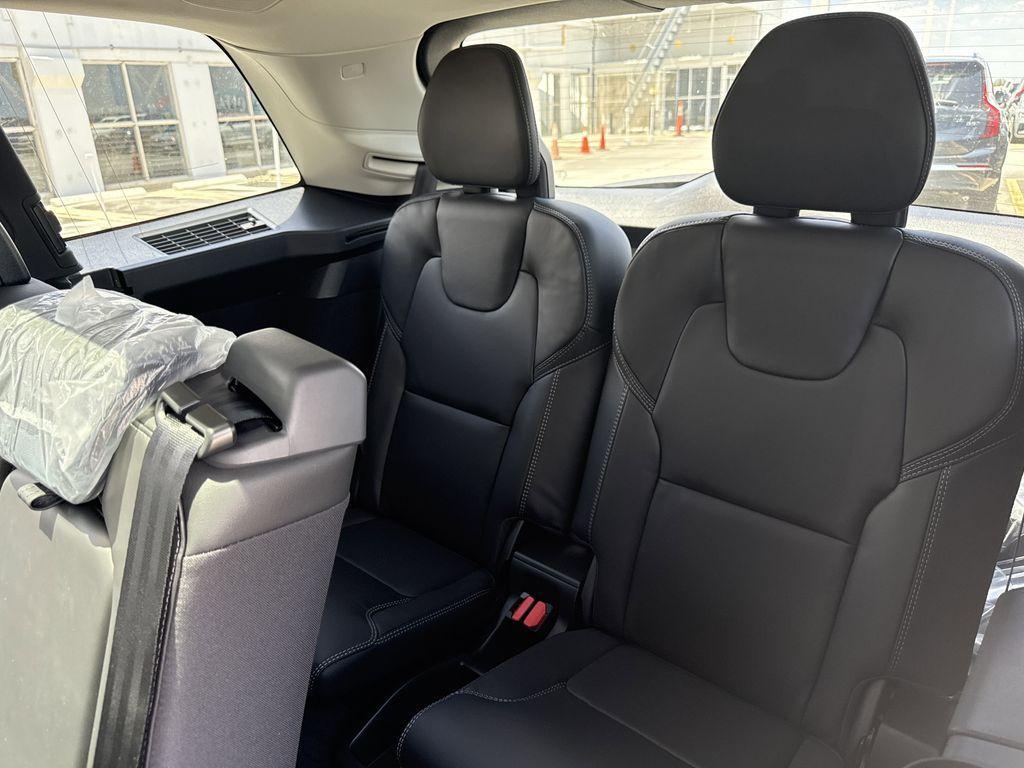 new 2025 Volvo XC90 Plug-In Hybrid car, priced at $82,405