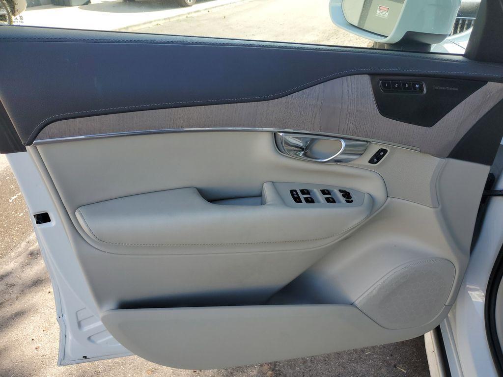 used 2023 Volvo XC90 Recharge Plug-In Hybrid car, priced at $51,490