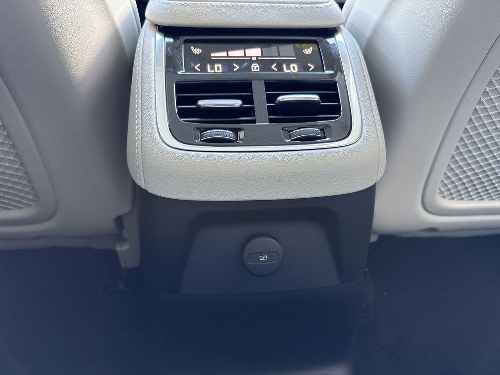 new 2026 Volvo XC90 Plug-In Hybrid car, priced at $81,195