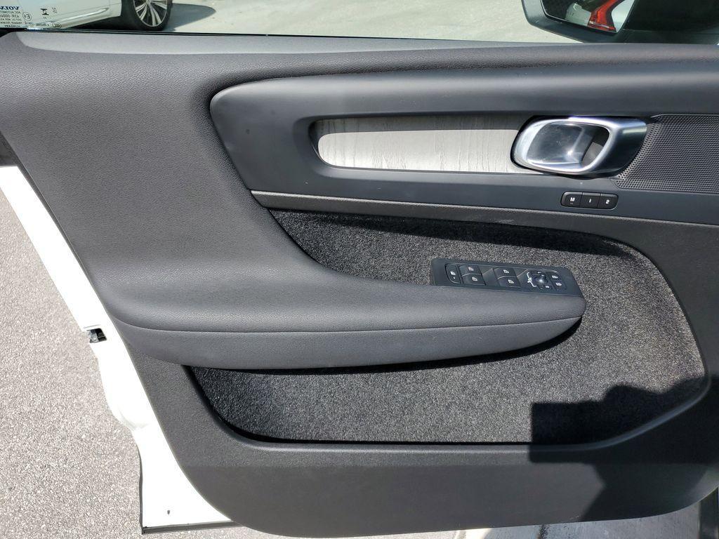 used 2024 Volvo XC40 car, priced at $26,990