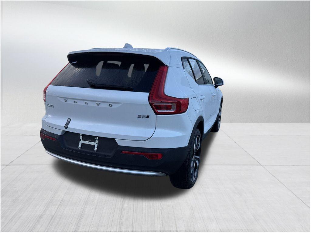 new 2025 Volvo XC40 car, priced at $48,290