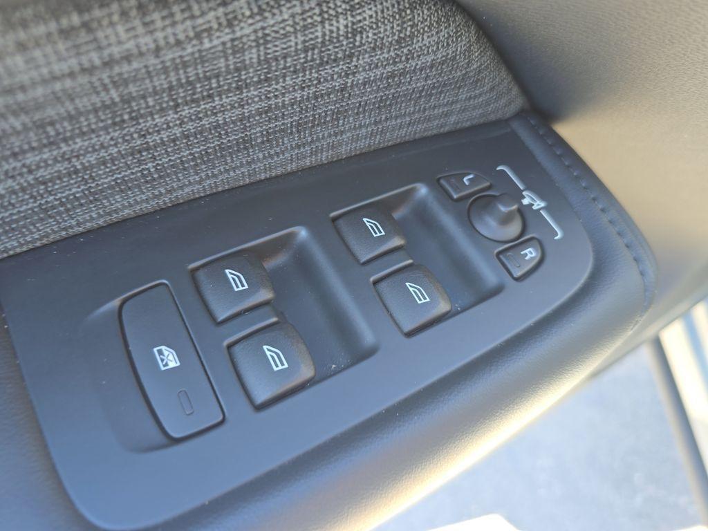 used 2024 Volvo XC60 car, priced at $29,990