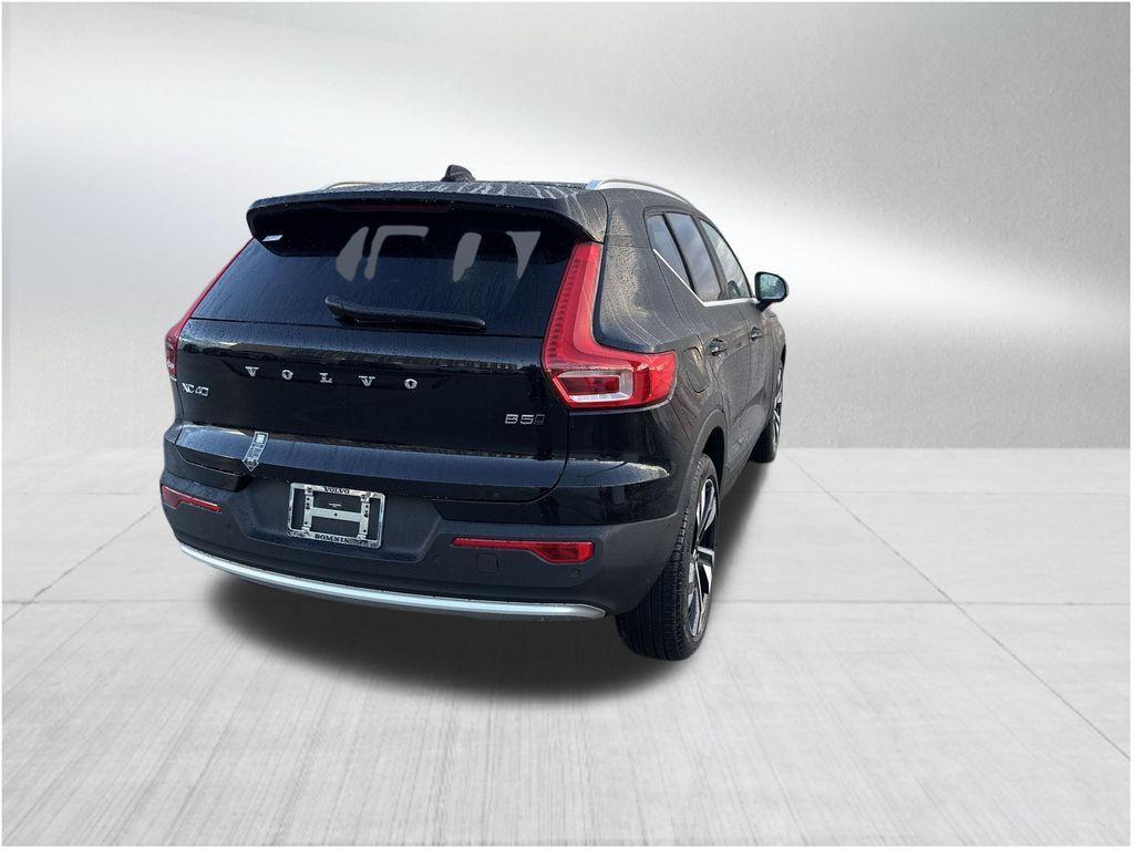 new 2025 Volvo XC40 car, priced at $48,290