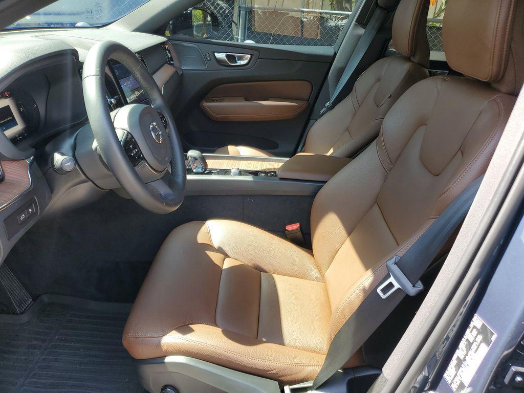 used 2024 Volvo XC60 Recharge Plug-In Hybrid car, priced at $41,490
