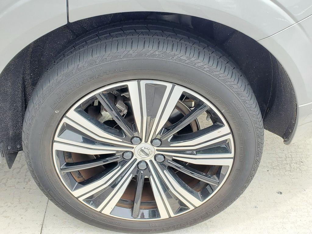 used 2022 Volvo XC60 car, priced at $36,990