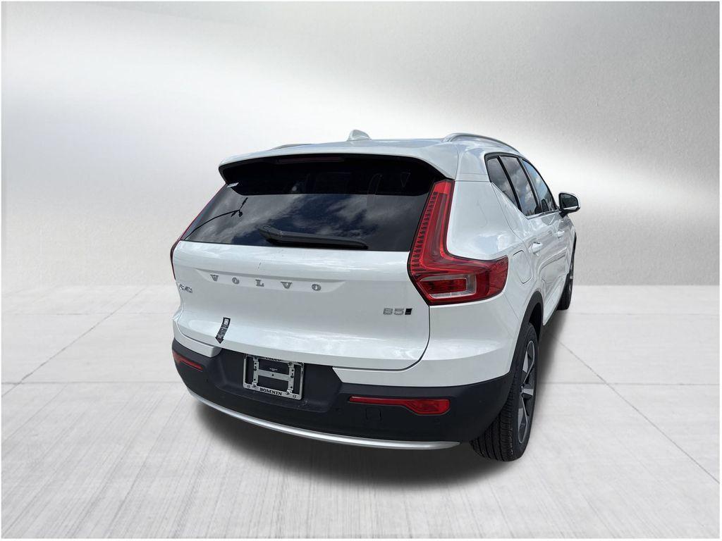 new 2025 Volvo XC40 car, priced at $47,315