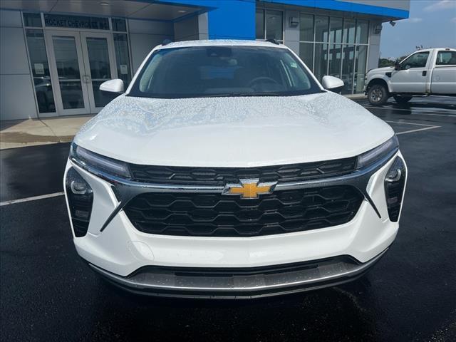 new 2025 Chevrolet Trax car, priced at $25,750