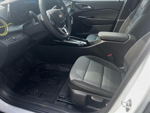 new 2025 Chevrolet Trax car, priced at $25,750