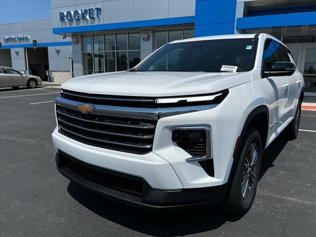 new 2025 Chevrolet Traverse car, priced at $44,045