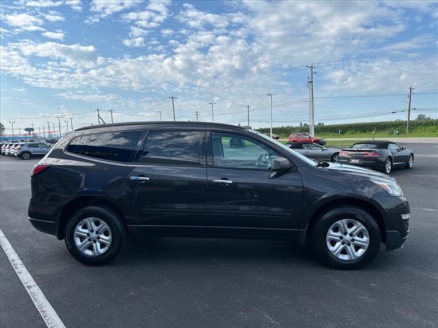used 2015 Chevrolet Traverse car, priced at $9,995