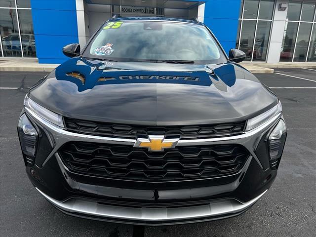used 2025 Chevrolet Trax car, priced at $25,695