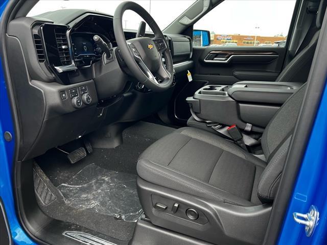 new 2025 Chevrolet Silverado 1500 car, priced at $46,244