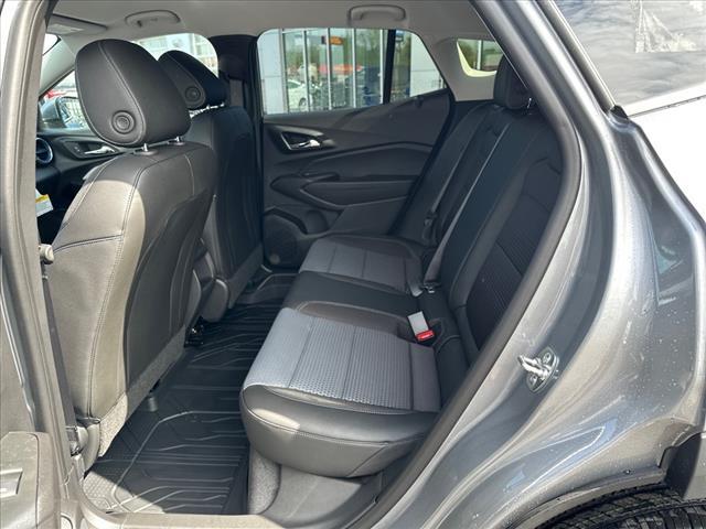 new 2025 Chevrolet Trax car