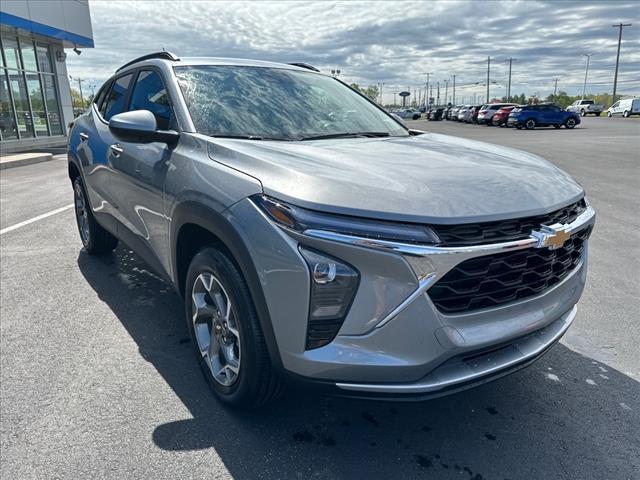 new 2025 Chevrolet Trax car