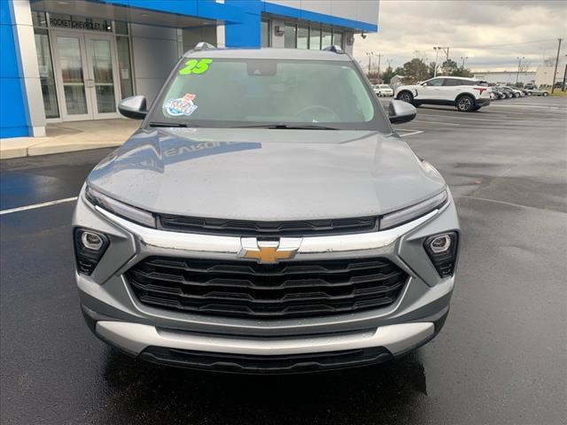 used 2025 Chevrolet TrailBlazer car, priced at $26,995