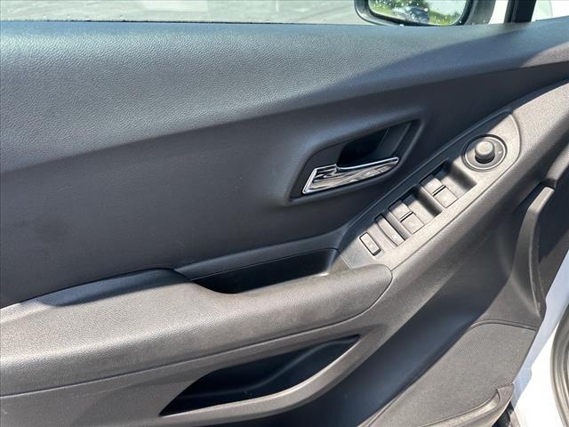 used 2020 Chevrolet Trax car, priced at $15,995