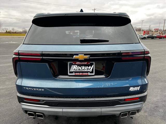 new 2025 Chevrolet Traverse car, priced at $44,995