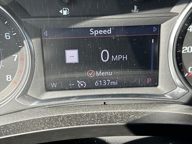 used 2023 Chevrolet Traverse car, priced at $39,995