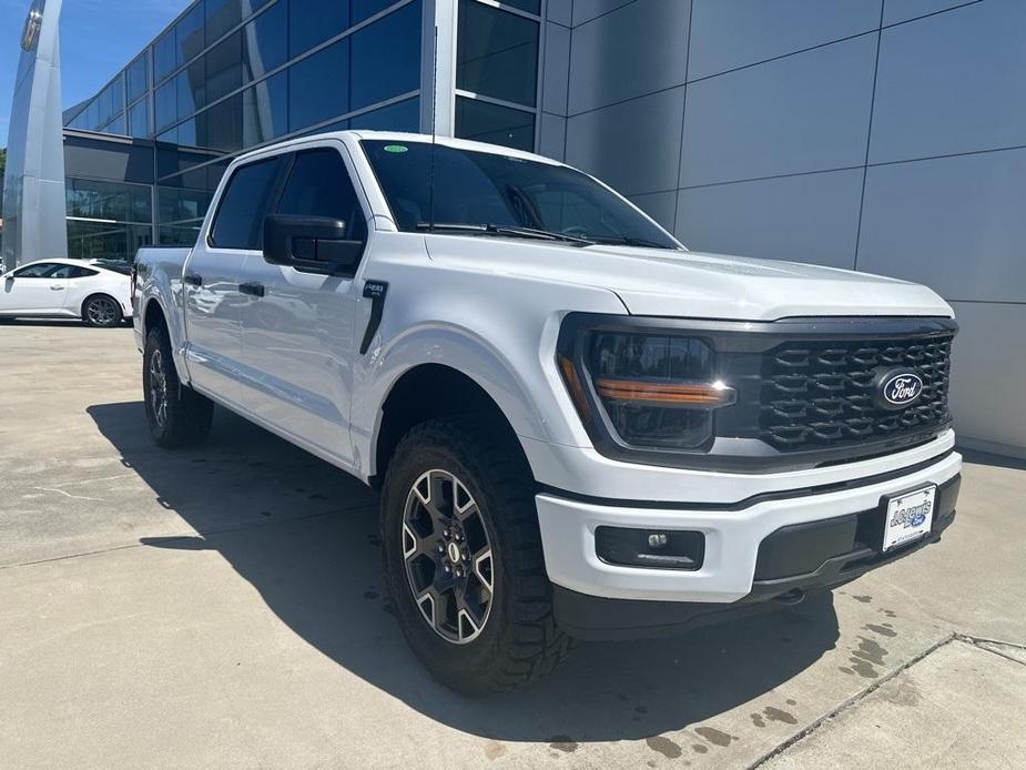 new 2024 Ford F-150 car, priced at $61,570