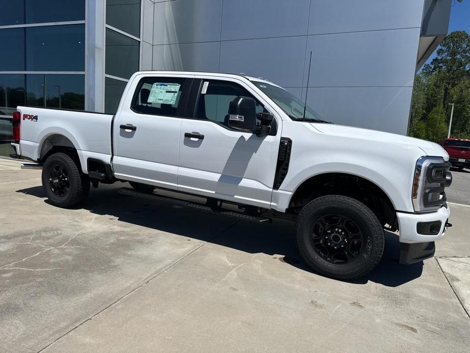 new 2024 Ford F-250 car, priced at $60,300