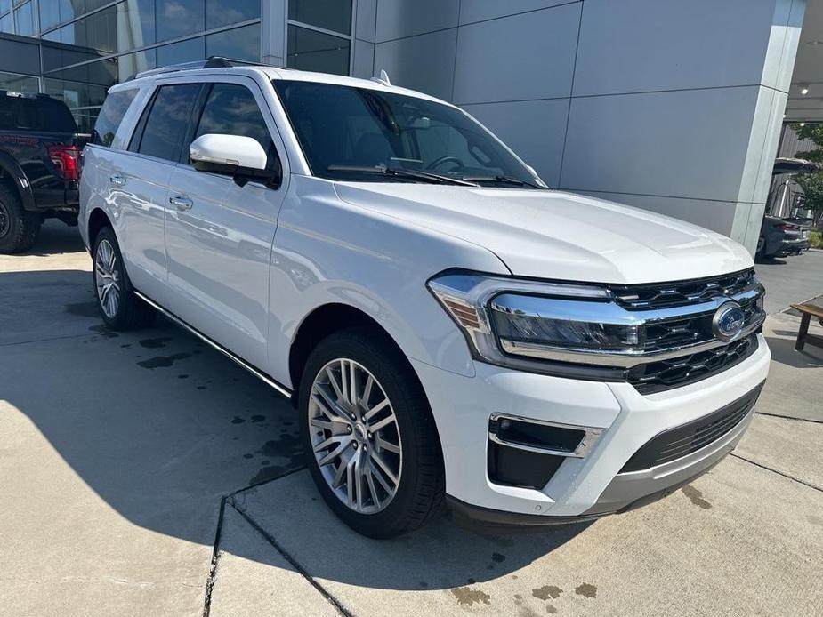 new 2024 Ford Expedition car, priced at $71,948