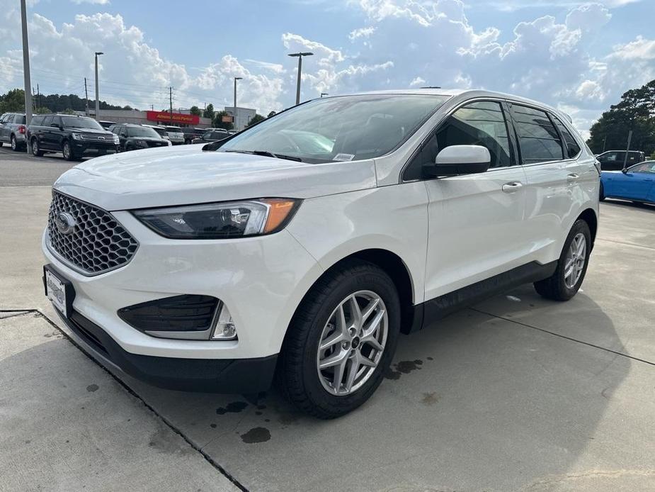 new 2024 Ford Edge car, priced at $43,955