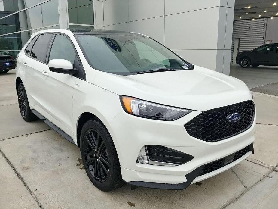 new 2024 Ford Edge car, priced at $48,355