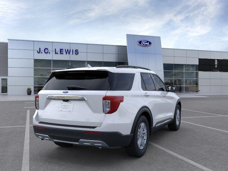 new 2024 Ford Explorer car, priced at $45,635