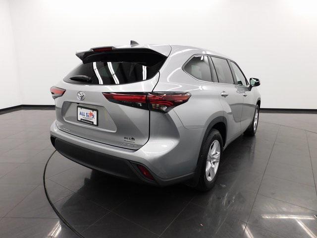 used 2024 Toyota Highlander car, priced at $40,995